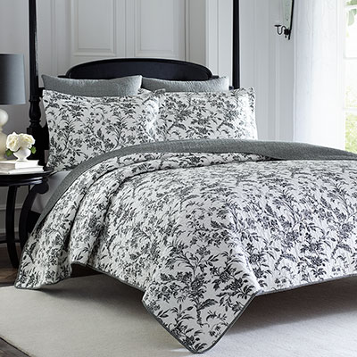 Laura Ashley Amberley Quilt Set