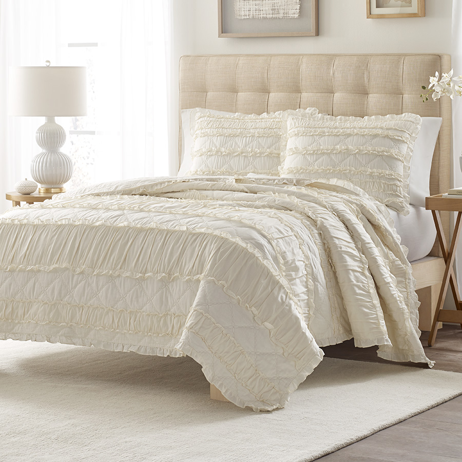 Full Queen Quilt Set Stone Cottage Solid Ruffle